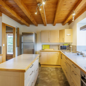 757d15c6-e16b-498a-8cf1-de9013d24a45